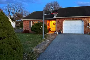 11498 Nicole Dr, Greencastle, PA 17225 - Photo 1