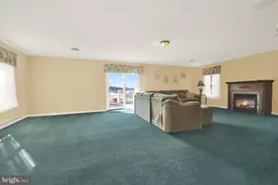 1151 King Dr, Chambersburg, PA 17202 - Photo 32