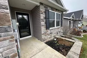 707 Shook Ct W, Greencastle, PA 17225 - Photo 6