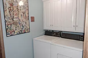 842 Woodlawn Dr, Chambersburg, PA 17201 - Photo 14