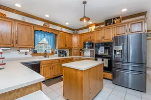 1709 Ragged Edge Rd, Chambersburg, PA 17202 - Photo 16