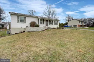 3555 Harold Pl, Greencastle, PA 17225 - Photo 4