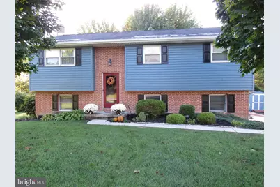 132 Jameslee Drive, Chambersburg, PA 17202 - Photo 2