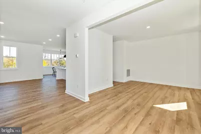 1383 Shannon Drive S, Greencastle, PA 17225 - Photo 4