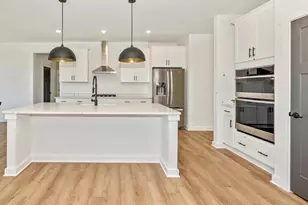 1383 Shannon DR S, Greencastle, PA 17225 - Photo 6