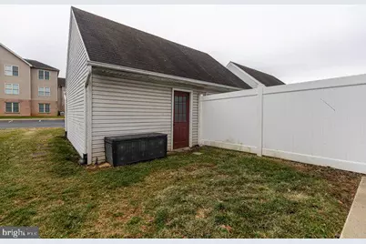 1938 Clinton Avenue, Chambersburg, PA 17201 - Photo 6