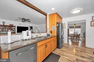 110 Topaz Dr, Chambersburg, PA 17202 - Photo 12