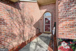 2355 Majestic Ct, Chambersburg, PA 17202 - Photo 6