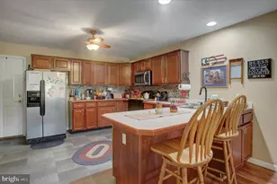 2355 Majestic Ct, Chambersburg, PA 17202 - Photo 12