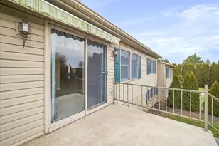 315 Woodvale Dr, Chambersburg, PA 17201 - Photo 36