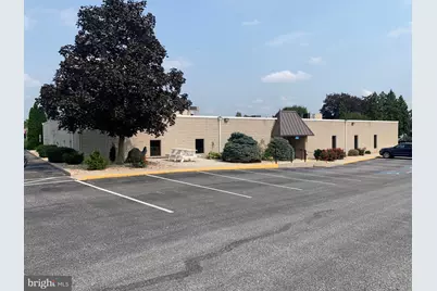 144 S Eighth Street, Chambersburg, PA 17201 - Photo 2