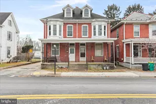 542 E Queen St, Chambersburg, PA 17201 - Photo 4