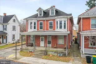 542 E Queen St, Chambersburg, PA 17201 - Photo 2