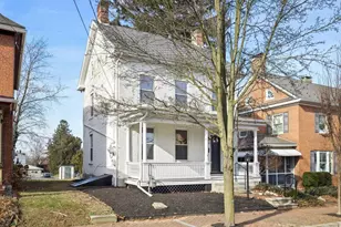 141 S Washington St, Greencastle, PA 17225 - Photo 2
