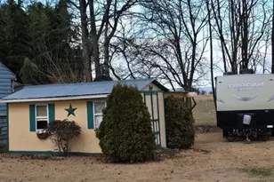 1447 Crottlestown Rd, Chambersburg, PA 17202 - Photo 16