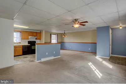 290 W 2nd Street #19, Waynesboro, PA 17268 - Photo 8