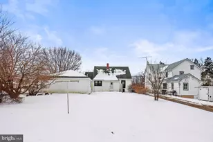 255 W Main St, Fayetteville, PA 17222 - Photo 24