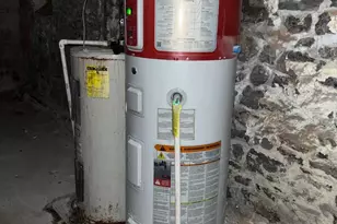 66 W Queen St, Chambersburg, PA 17201 - Photo 14