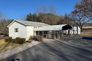 1354 Mt Pleasant Rd, Fayetteville, PA 17222 - Photo 4