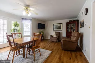 1660 Wisteria Dr, Chambersburg, PA 17202 - Photo 24