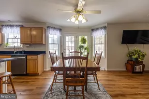 1660 Wisteria Dr, Chambersburg, PA 17202 - Photo 26