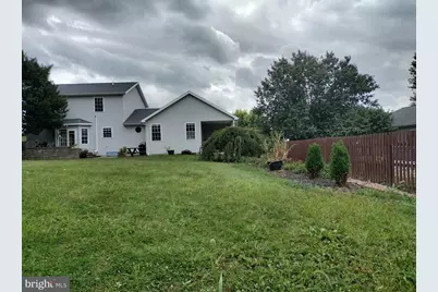 1660 Wisteria Drive, Chambersburg, PA 17202 - Photo 2