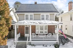 423 S Potomac St, Waynesboro, PA 17268 - Photo 1