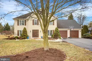 463 Century Dr, Greencastle, PA 17225 - Photo 2