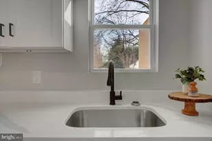 830 Broad St, Chambersburg, PA 17201 - Photo 12