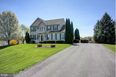 108 Bridle Hill Court, Chambersburg, PA 17202 - Photo 2