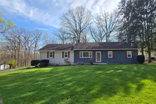9654 Circle Dr, Chambersburg, PA 17201 - Photo 1