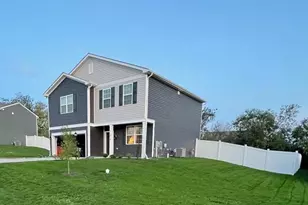 11216 Cross Fields Dr, Waynesboro, PA 17268 - Photo 2