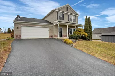 3552 Mountain Shadow Garth, Fayetteville, PA 17222 - Photo 4