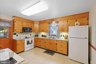 105 Poplar St, Mont Alto, PA 17237 - Photo 8