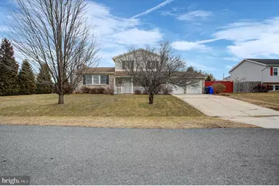 1760 Holly Lane, Chambersburg, PA 17202 - Photo 2