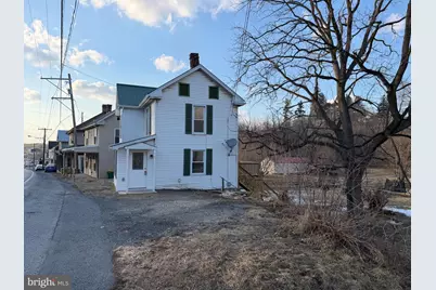 807 W Main Street, Waynesboro, PA 17268 - Photo 2