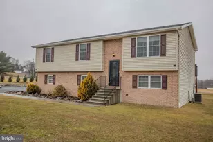 4482 Fort McCord Rd, Chambersburg, PA 17202 - Photo 2