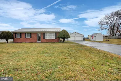 108 Hoke Drive, Chambersburg, PA 17202 - Photo 2