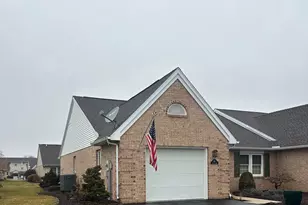 64 Sanibel Ln, Chambersburg, PA 17201 - Photo 2