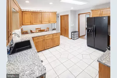 1585 Marilyn Court, Chambersburg, PA 17202 - Photo 2
