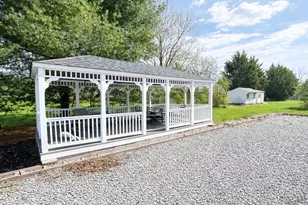 1585 Marilyn Ct, Chambersburg, PA 17202 - Photo 18