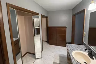 1585 Marilyn Ct, Chambersburg, PA 17202 - Photo 8