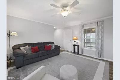 265 N Carlisle St #19, Greencastle, PA 17225 - Photo 4