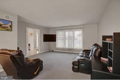 345 Suelinn Drive, Chambersburg, PA 17201 - Photo 8