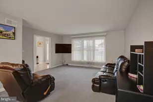 345 Sue Linn Dr, Chambersburg, PA 17201 - Photo 8