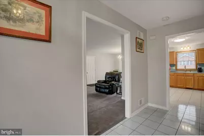345 Suelinn Drive, Chambersburg, PA 17201 - Photo 6