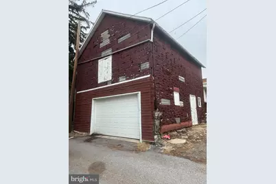 214 E Washington Street, Chambersburg, PA 17201 - Photo 6