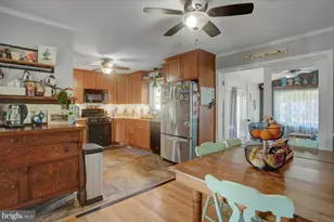 128 Hillside Dr, Fayetteville, PA 17222 - Photo 10