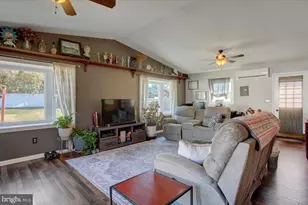 128 Hillside Dr, Fayetteville, PA 17222 - Photo 16