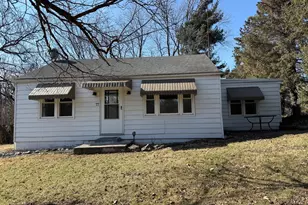 77 Quarry Rd, Chambersburg, PA 17202 - Photo 1